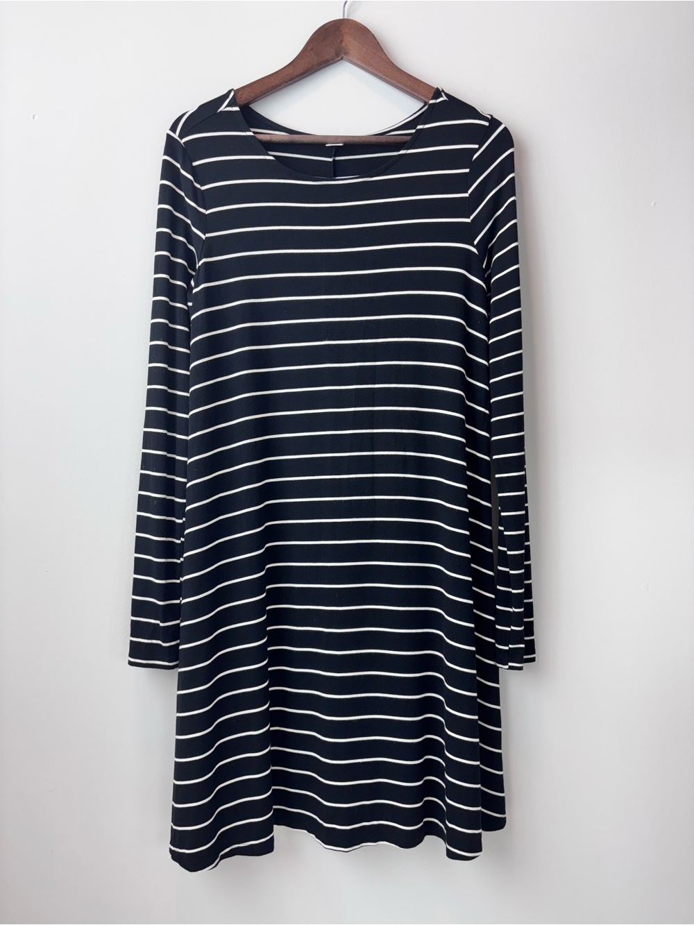 Old Navy Women’s Medium Navy & White Striped Long Sleeve Tunic Dress